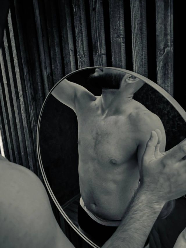 Мужчина Александр Центр