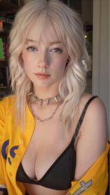 Миниатюра Индивидуалка Ариэль Каменка Фотография 