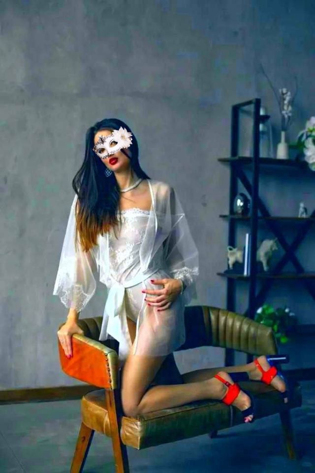 Индивидуалка Валентина работаю без предоплат  Центр Фотография 