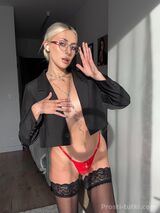 Миниатюра Индивидуалка Карина Берберовка Фотография 
